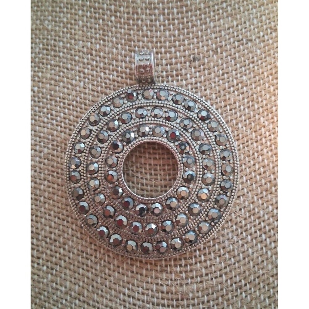 Faux-Marcasite Circle Pendant Silver-Tone | 17" Necklace